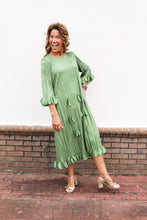 Load image into Gallery viewer, Petals Silky Pleated Dress