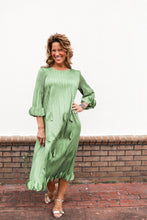 Load image into Gallery viewer, Petals Silky Pleated Dress