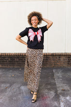 Load image into Gallery viewer, Black Bow Sweater