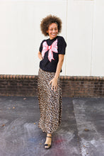 Load image into Gallery viewer, Black Bow Sweater