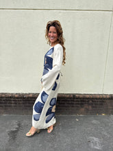 Load image into Gallery viewer, Flower Caftan Maxi Dress