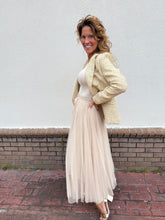 Load image into Gallery viewer, Aria Long Tulle Skirt