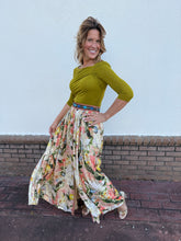 Load image into Gallery viewer, Hailey Shimmer Skirt