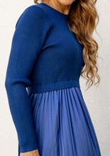 Load image into Gallery viewer, Blue Maxi Dress