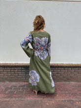 Load image into Gallery viewer, Flower Caftan Maxi Dress