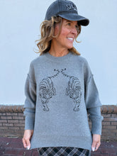 Load image into Gallery viewer, Tiger Sweater