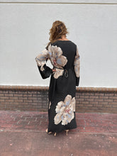 Load image into Gallery viewer, Flower Caftan Maxi Dress