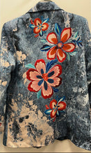 Load image into Gallery viewer, Blue Floral Blazer Jacket