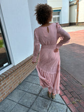Load image into Gallery viewer, Evelyn Pink Lace Dress