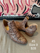 Load image into Gallery viewer, Top Five At Five 001