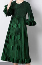 Load image into Gallery viewer, Petals Silky Pleated Dress
