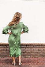 Load image into Gallery viewer, Petals Silky Pleated Dress

