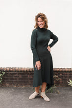 Load image into Gallery viewer, Ribbed Sweater Dress
