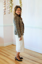 Load image into Gallery viewer, Velvet Blazer
