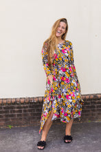 Load image into Gallery viewer, 9 to 5 Stitch Dress
