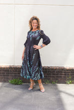 Load image into Gallery viewer, Bounce Dresses
