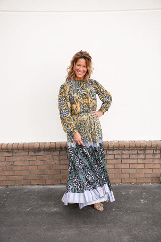 Sharvi Pleated Set