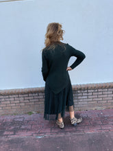 Load image into Gallery viewer, Pleated Sweater Set
