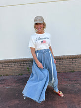 Load image into Gallery viewer, America Graphic Tee
