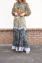 Load image into Gallery viewer, Sharvi Pleated Set
