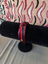 Load image into Gallery viewer, Bee Knot Headband
