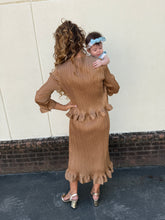 Load image into Gallery viewer, Embellished Silky Pleated Set
