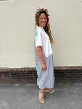Load image into Gallery viewer, Sample (OS) Dresses
