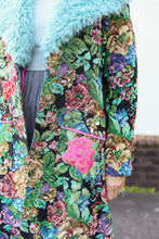 Load image into Gallery viewer, Isabel Coat
