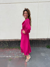 Load image into Gallery viewer, Sample Pleated Dresses

