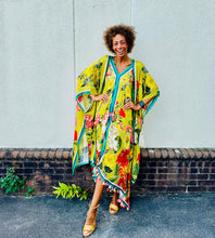 Load image into Gallery viewer, French Riviera Chartreuse Silk Set
