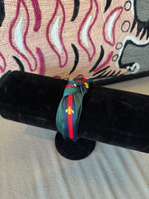 Load image into Gallery viewer, Bee Knot Headband
