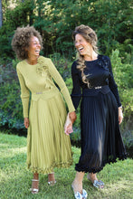 Load image into Gallery viewer, Buckle Silky Pleated Dress
