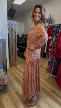 Load image into Gallery viewer, TL Dresses (M)
