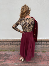 Load image into Gallery viewer, Aria Long Tulle Skirt
