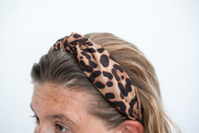 Load image into Gallery viewer, Leopard Knot Headband
