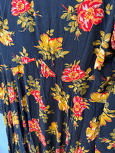 Load image into Gallery viewer, TLSM Dresses L
