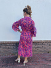 Load image into Gallery viewer, Silky Pleated Leopard Dress
