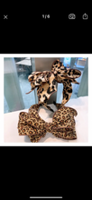 Load image into Gallery viewer, Leopard Bow Headband
